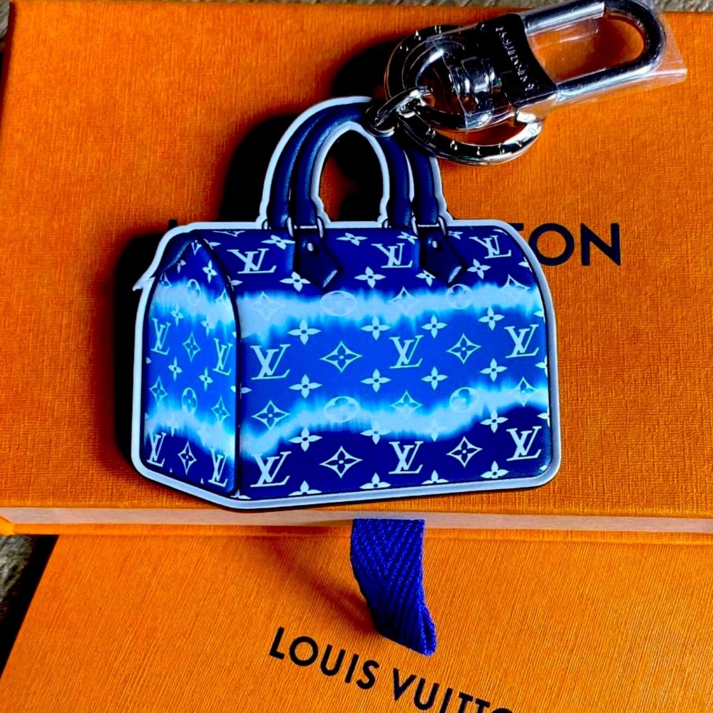 Authentic Louis Vuitton Escale Speedy Charm New